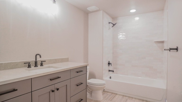 Beacon Pointe - Princeton Colonial photo 34