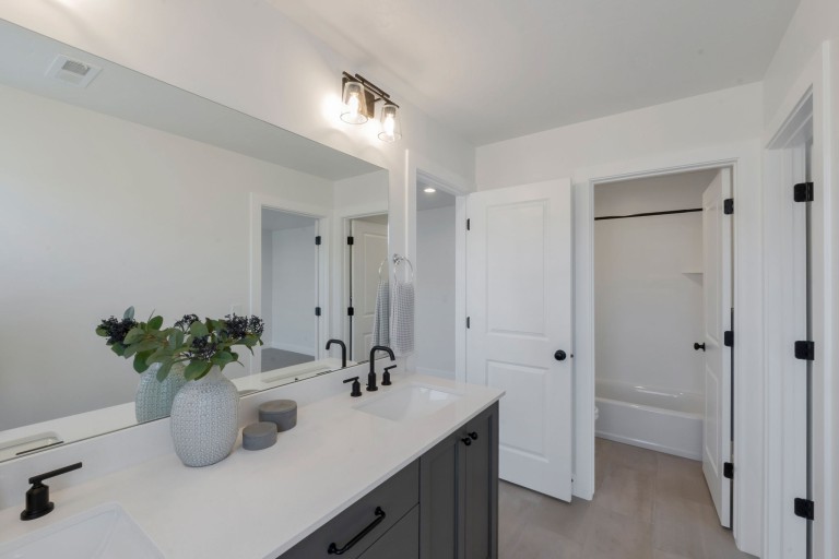 Lehi Terrace - Saltair photo 27
