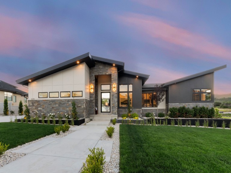 Utah Valley Parade of Homes 2024 - Adagio photo 1