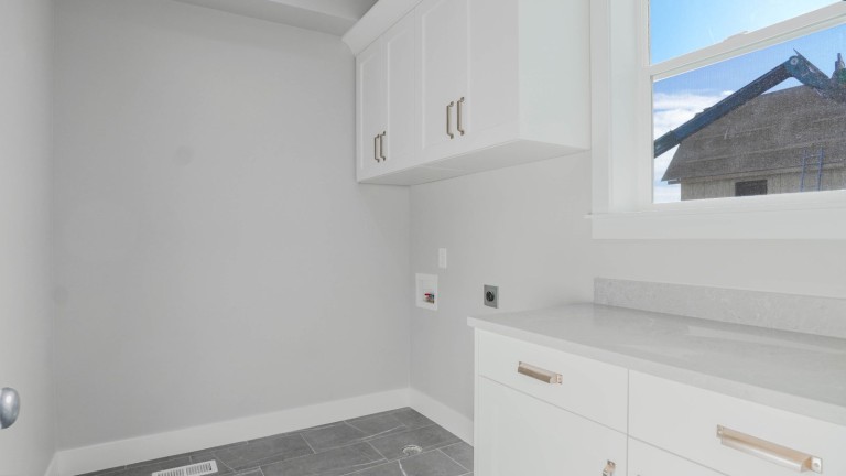 Beacon Pointe - Princeton Colonial photo 15