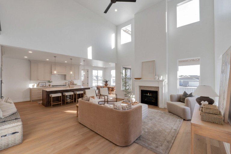 Lehi Terrace - Saltair photo 3