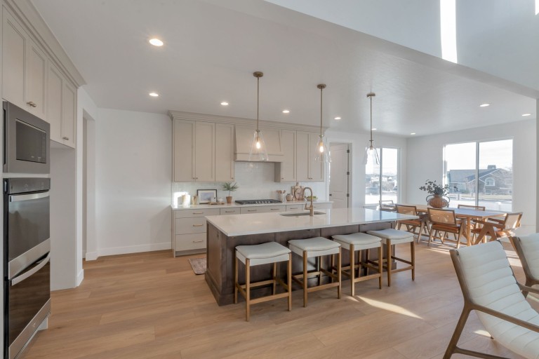 Lehi Terrace - Saltair photo 8