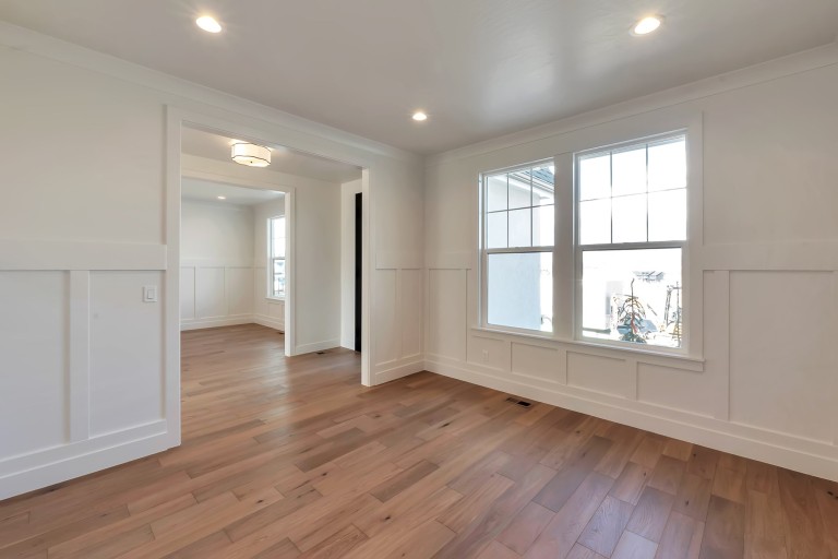 Beacon Pointe - Harrison Euro photo 3