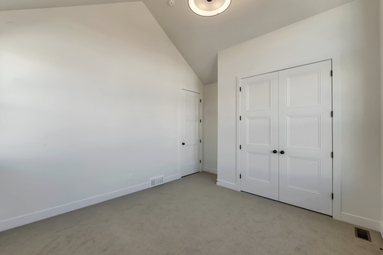 Beacon Pointe - Harrison Euro photo 27
