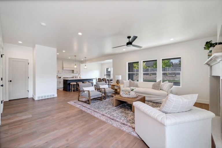 Lehi Terrace - Grand Prairie photo 5