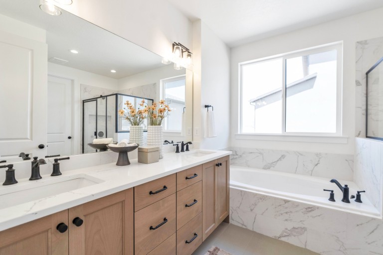 Summerhill Lane - Gallivan Craftsman photo 11