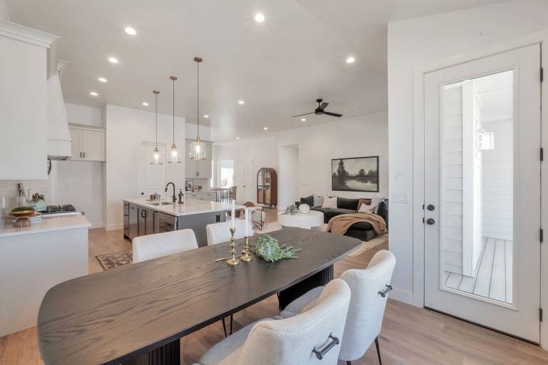 Beacon Pointe - Michigan Craftsman photo 11