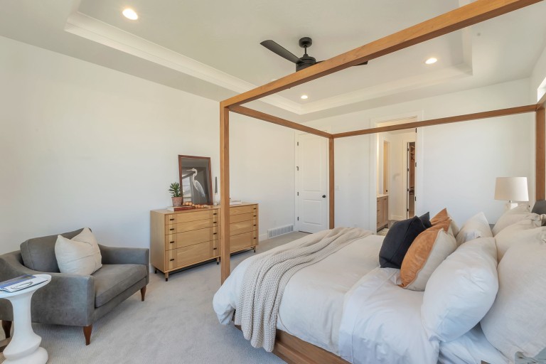 Beacon Pointe - Michigan Craftsman photo 15