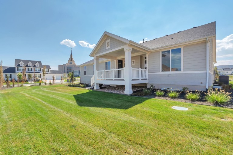 Beacon Pointe - Michigan Craftsman photo 31
