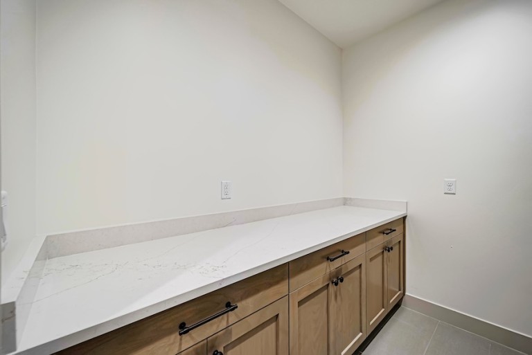 Beacon Pointe - Browning Colonial photo 16