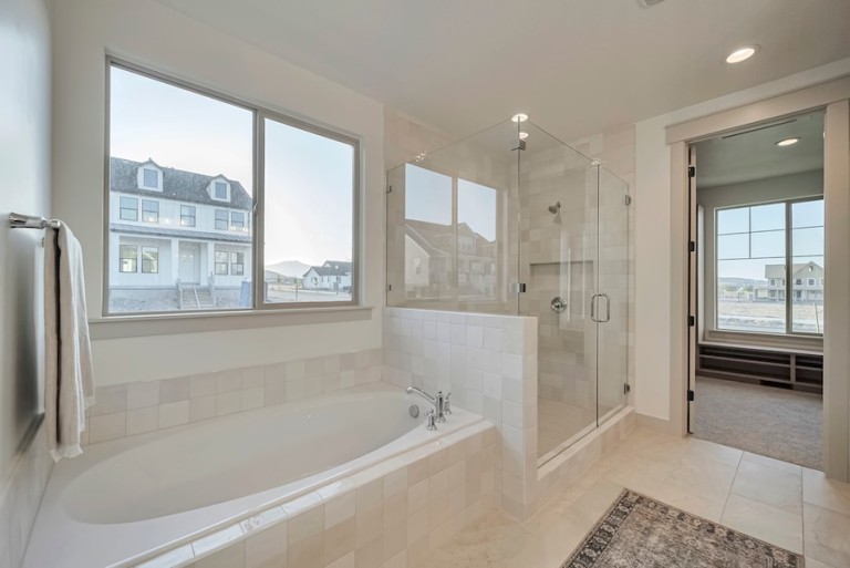 Beacon Pointe - Browning Colonial photo 21