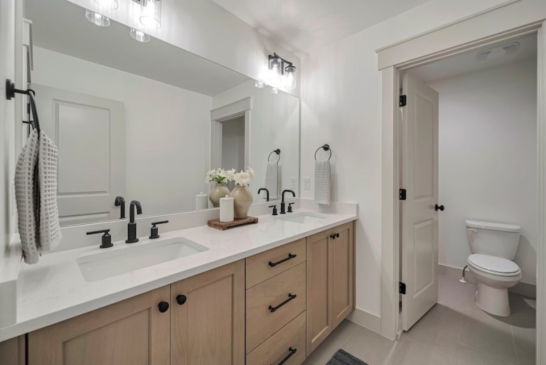 Beacon Pointe - Browning Colonial photo 26