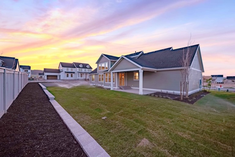 Beacon Pointe - Browning Colonial photo 34