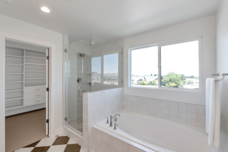 Lehi Terrace - Rose Euro photo 26