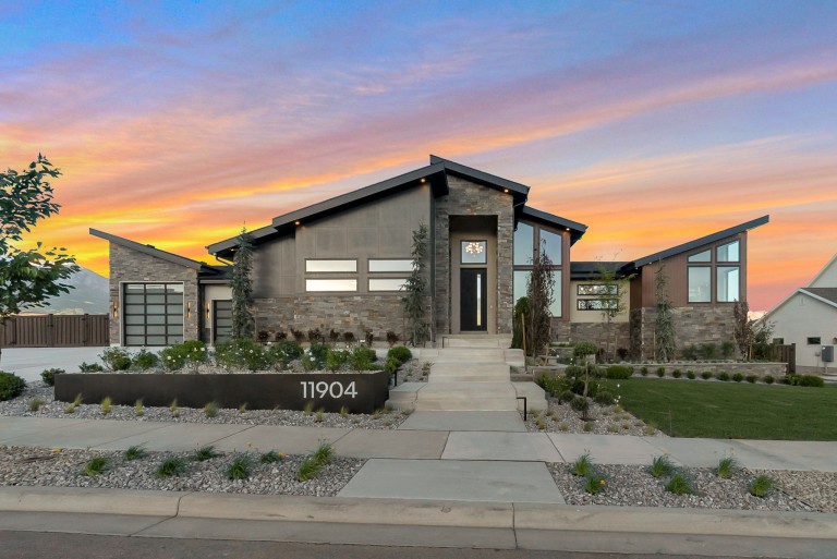 Highland Oaks - Marquee Modern photo 1