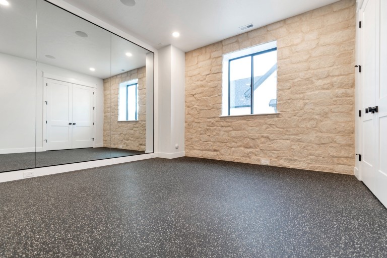 River Ridge - Octave Euro photo 36