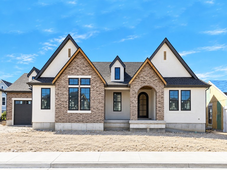 Lot 142: 933 S Louisa Dr photo 1