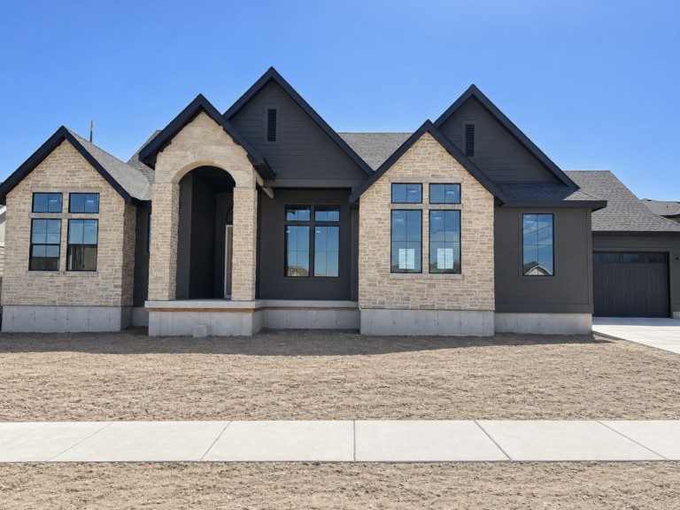 Lot 126: 743 W Sara Dr photo 1